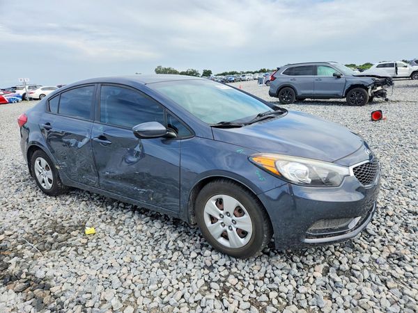 2016 KIA FORTE GL (Middle-Low Grade)