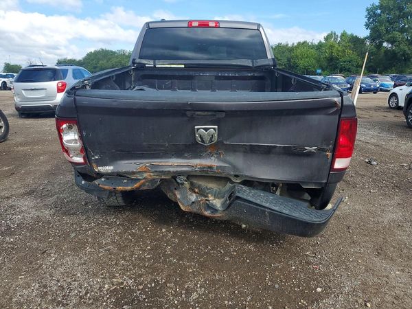 2021 RAM 1500 CLASSIC Tradesman