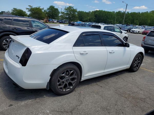 2016 CHRYSLER 300