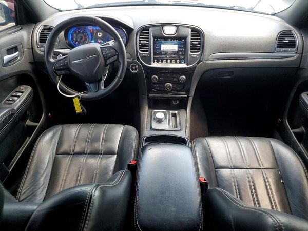 2016 CHRYSLER 300