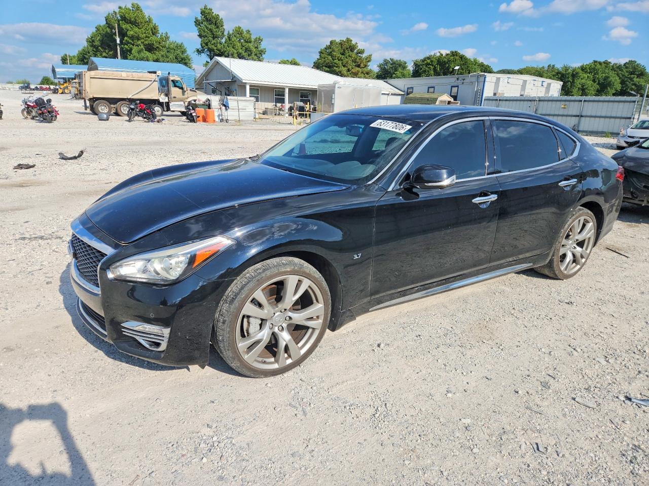2017 INFINITI Q70L