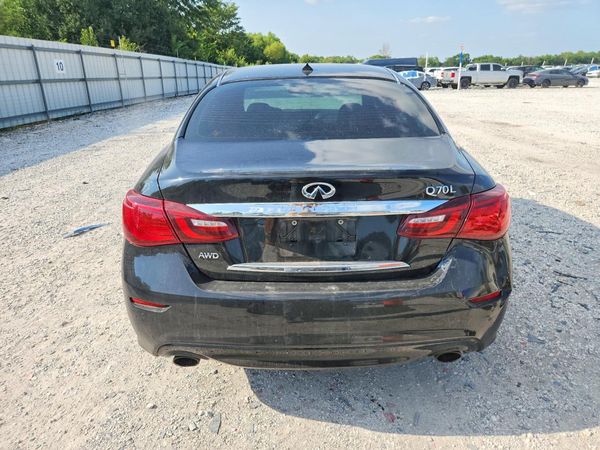 2017 INFINITI Q70L