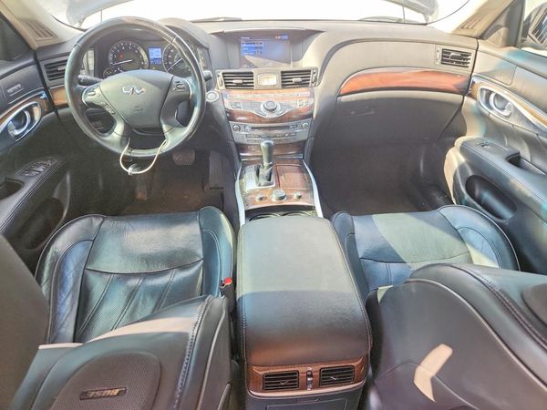 2017 INFINITI Q70L