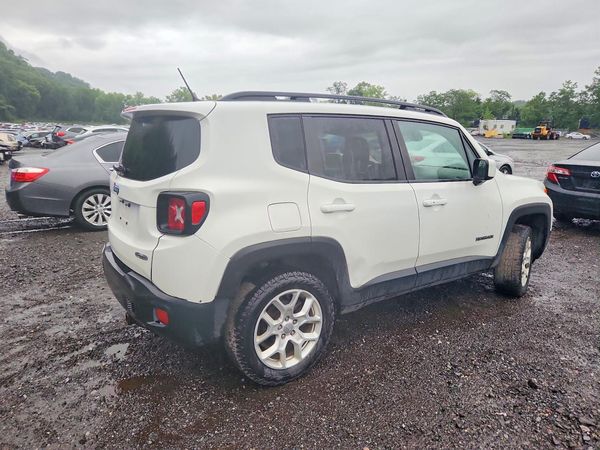 2016 JEEP RENEGADE LATITUDE 4X4