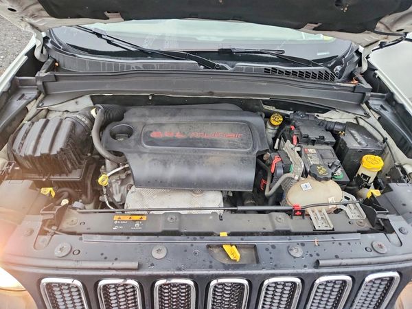 2016 JEEP RENEGADE LATITUDE 4X4
