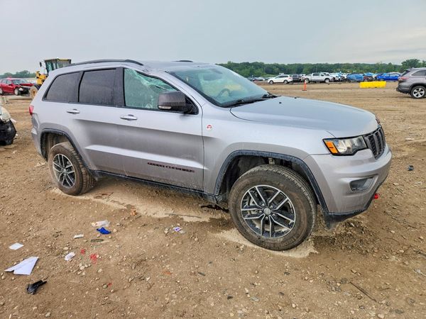 2017 JEEP GRAND CHEROKEE TRAILHAWK 4X4