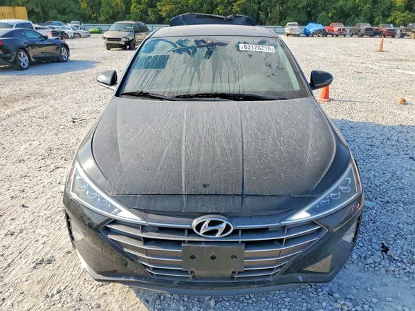 2019 HYUNDAI ELANTRA