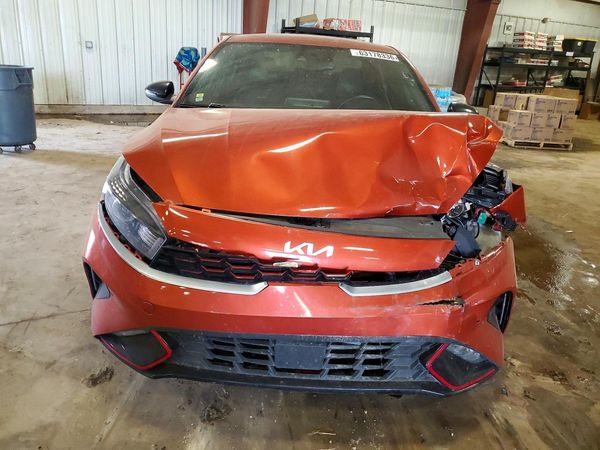 2022 KIA FORTE GT Line