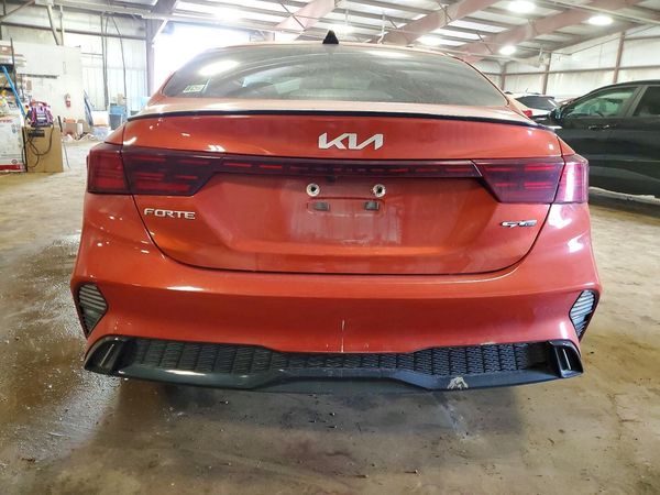 2022 KIA FORTE GT Line