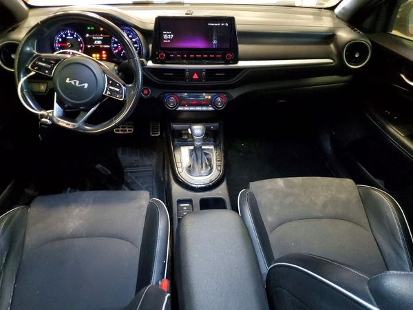 2022 KIA FORTE GT Line