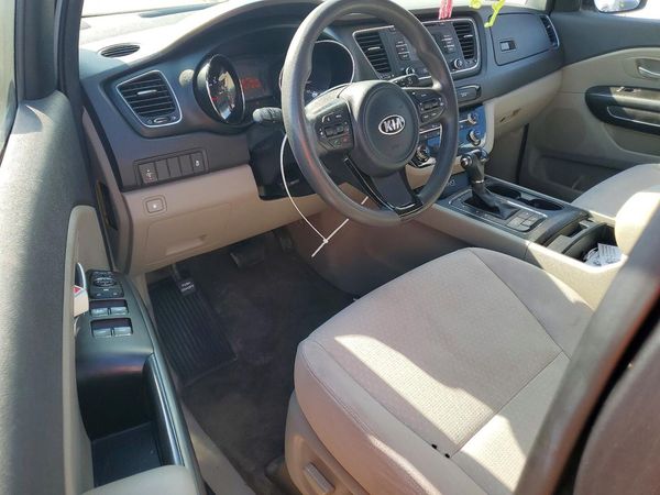 2016 KIA SEDONA