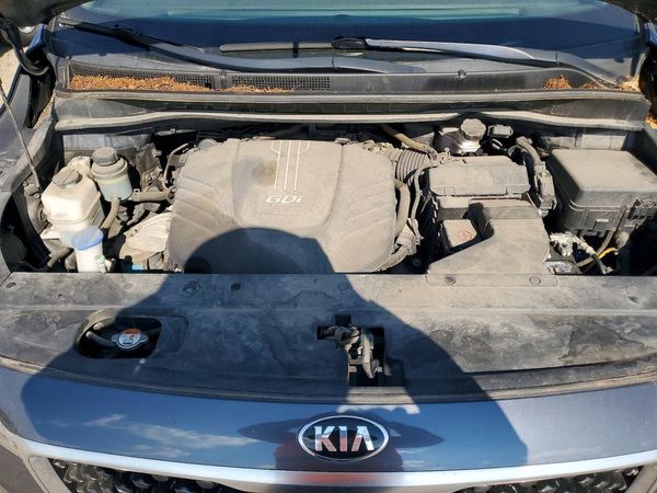2016 KIA SEDONA