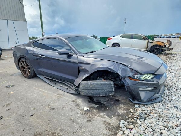 2022 FORD MUSTANG