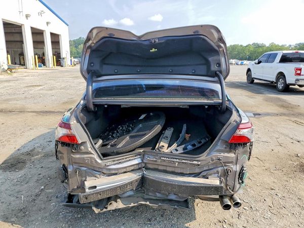 2021 TOYOTA CAMRY SE + Convenient Pkg