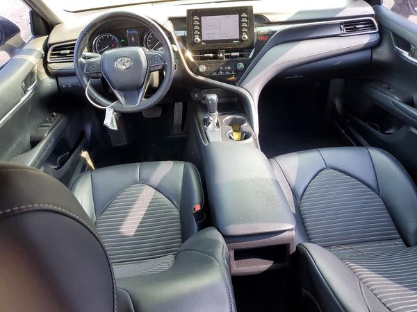 2021 TOYOTA CAMRY SE + Convenient Pkg