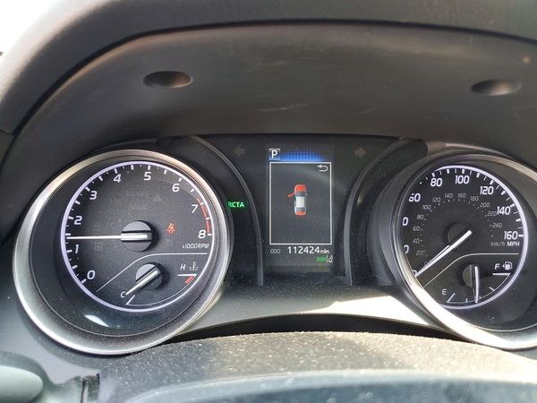 2021 TOYOTA CAMRY SE + Convenient Pkg