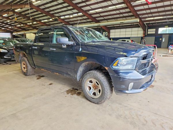 2014 RAM 1500 ST — Passenger 3/4