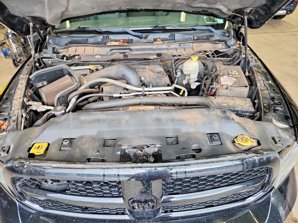 2014 RAM 1500 ST — Engine bay