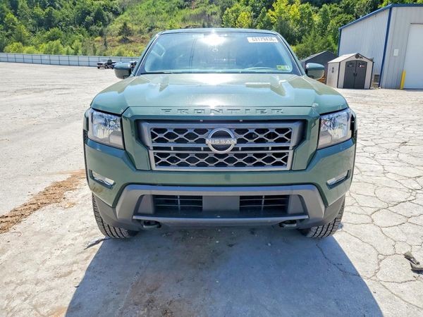 2023 NISSAN FRONTIER Crew Cab