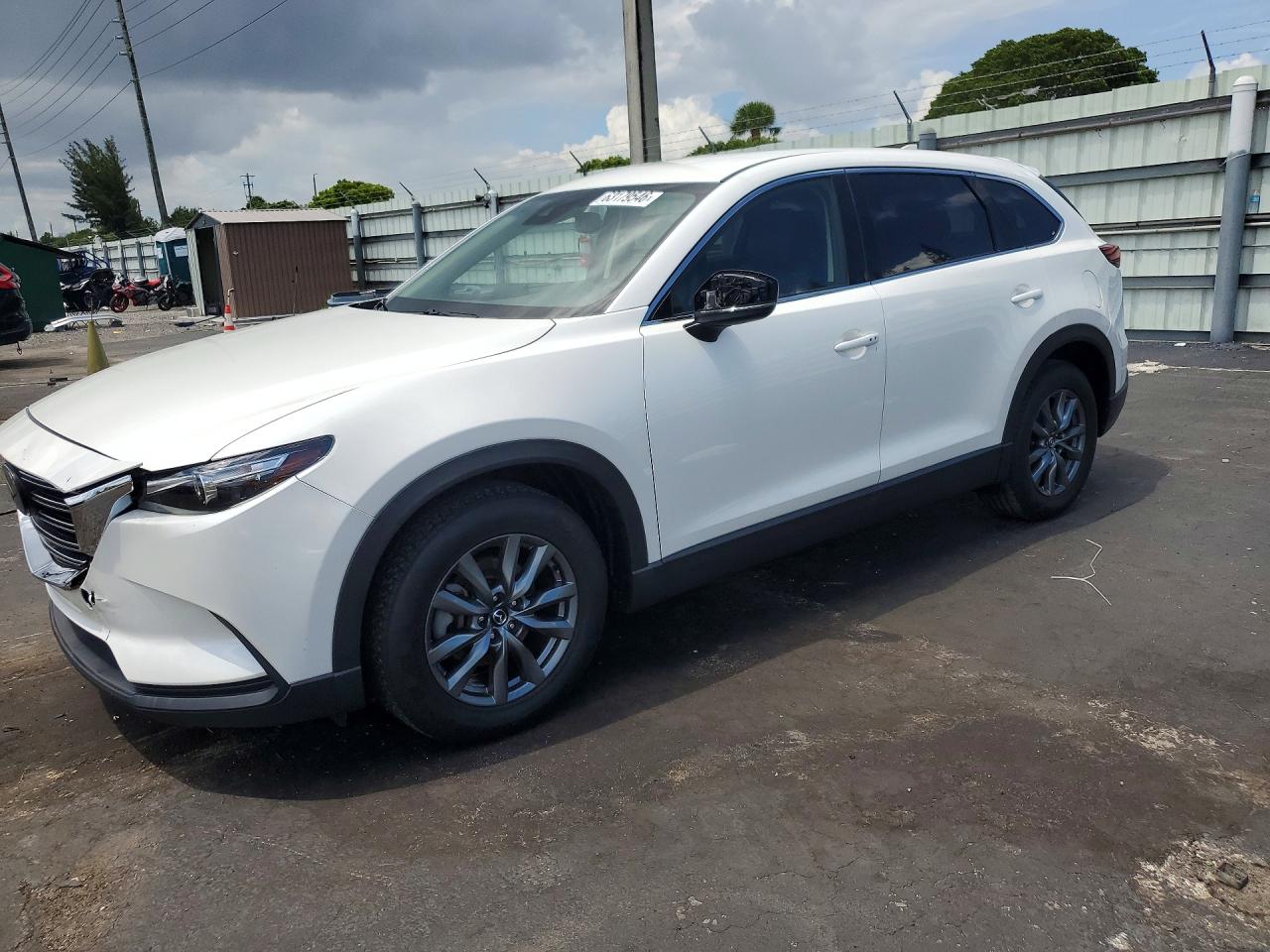 2020 MAZDA CX-9 Touring — Front 3/4