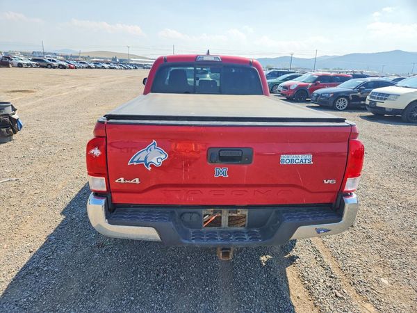 2016 TOYOTA TACOMA