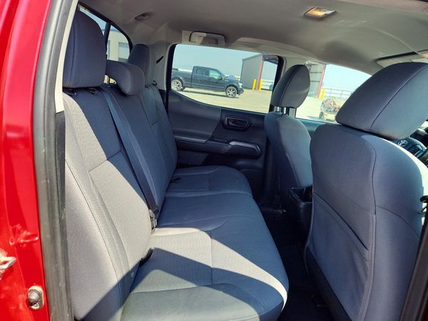 2016 TOYOTA TACOMA