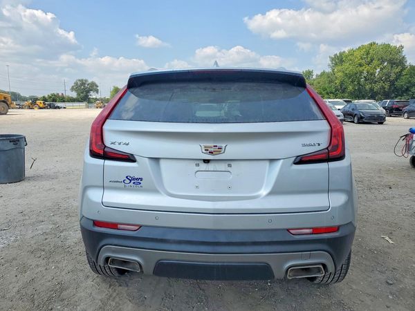 2022 CADILLAC XT4 Premium Luxury