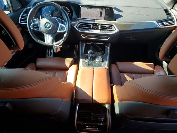 2022 BMW X5 M50i