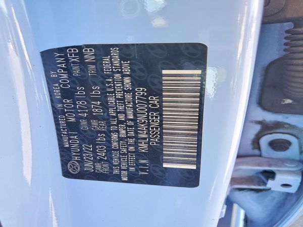 2022 HYUNDAI ELANTRA