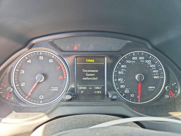 2016 AUDI Q5 quattro Premium Plus
