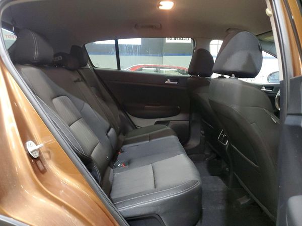 2019 KIA SPORTAGE LX