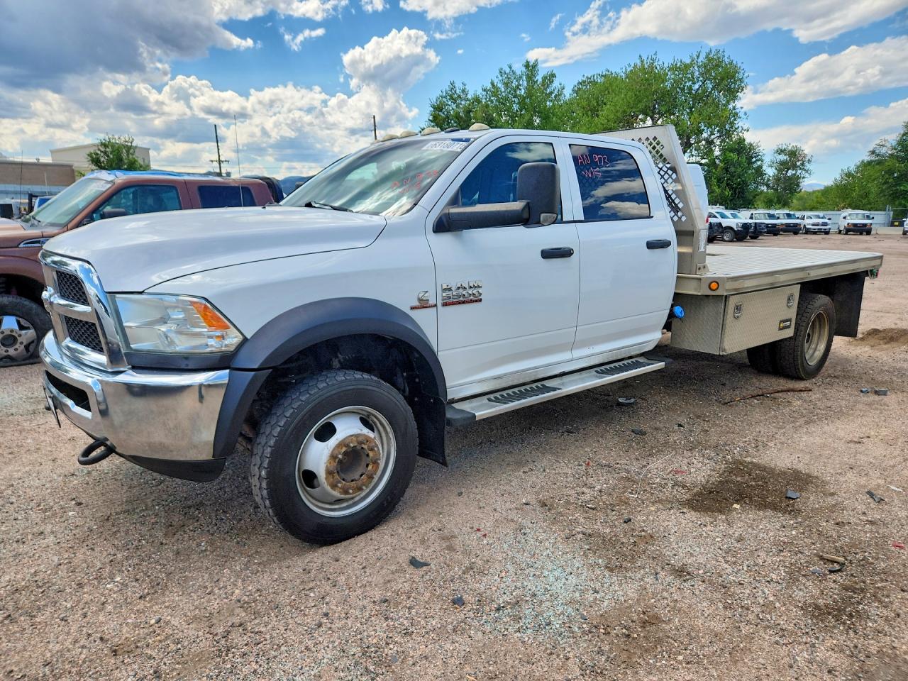 2015 RAM 5500 CREW CAB CHASSIS