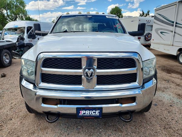 2015 RAM 5500 CREW CAB CHASSIS