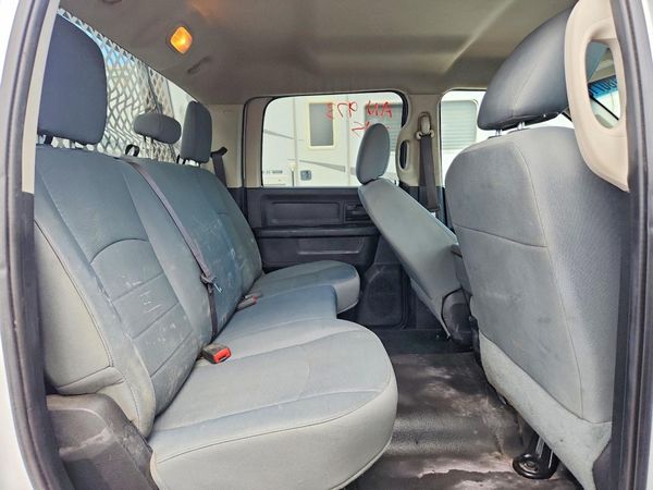 2015 RAM 5500 CREW CAB CHASSIS