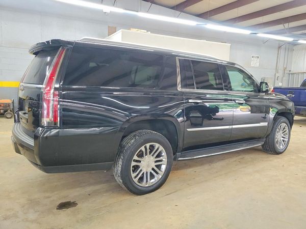 2018 CADILLAC ESCALADE ESV Luxury