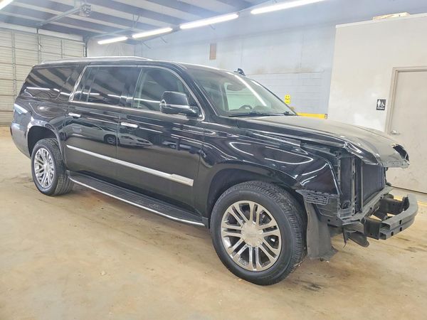 2018 CADILLAC ESCALADE ESV Luxury
