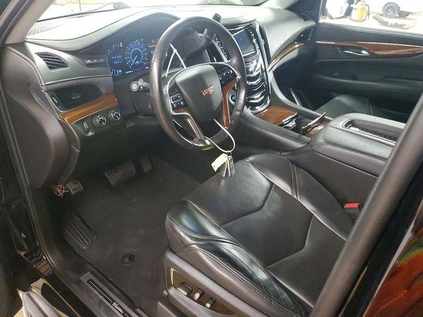 2018 CADILLAC ESCALADE ESV Luxury