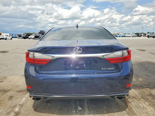 2016 LEXUS ES