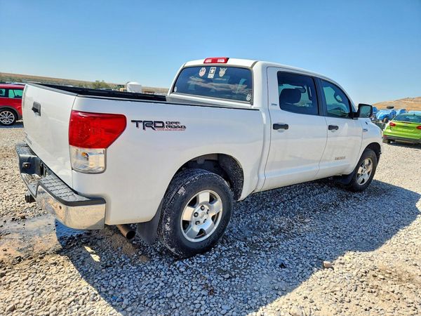 2012 TOYOTA TUNDRA SR5