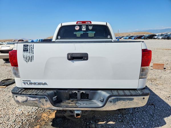 2012 TOYOTA TUNDRA SR5
