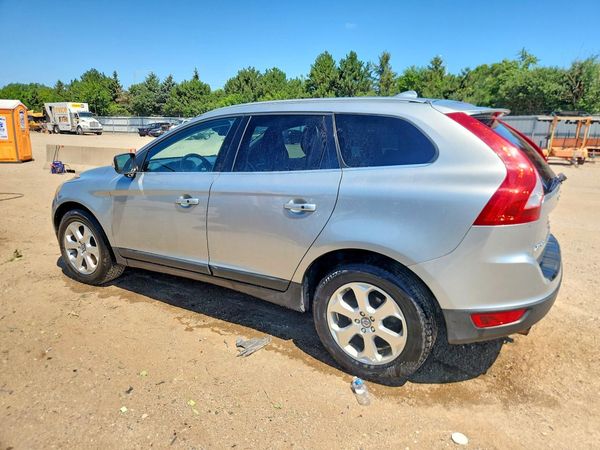 2013 VOLVO XC60