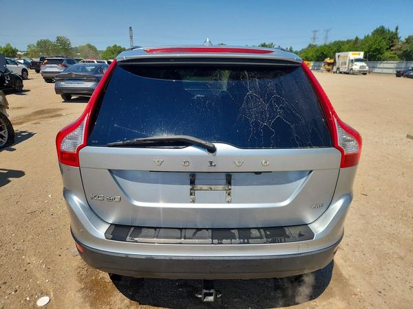2013 VOLVO XC60