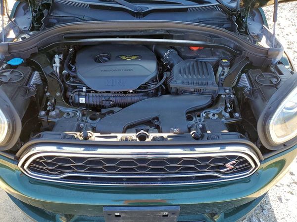 2018 MINI COOPER