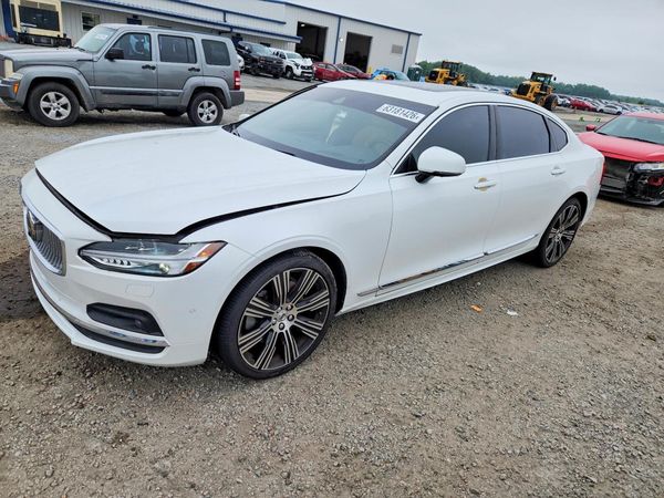 2021 VOLVO S90