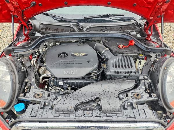 2016 MINI COOPER