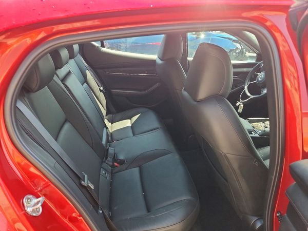 2025 MAZDA 3 Preferred Package