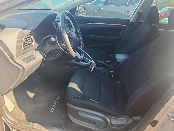 2020 HYUNDAI ELANTRA — DENT
