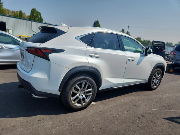 2015 LEXUS NX 200t Luxury