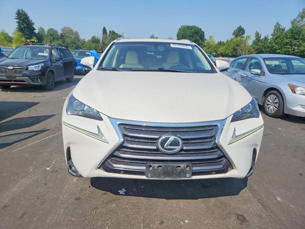 2015 LEXUS NX 200t Luxury