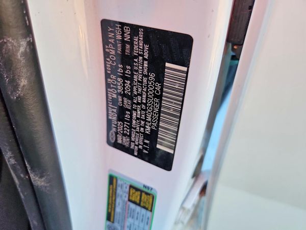 2025 HYUNDAI ELANTRA SEL Sport — VINS